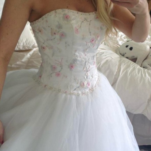 Mori lee By Madeline Gardner Floral Embroidery beaded dress size(9/10) on tag - Picture 6 of 9